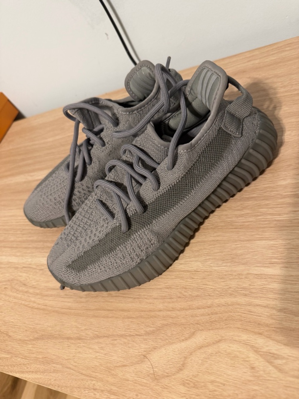 Yeezy Kids Sneakers — Gray